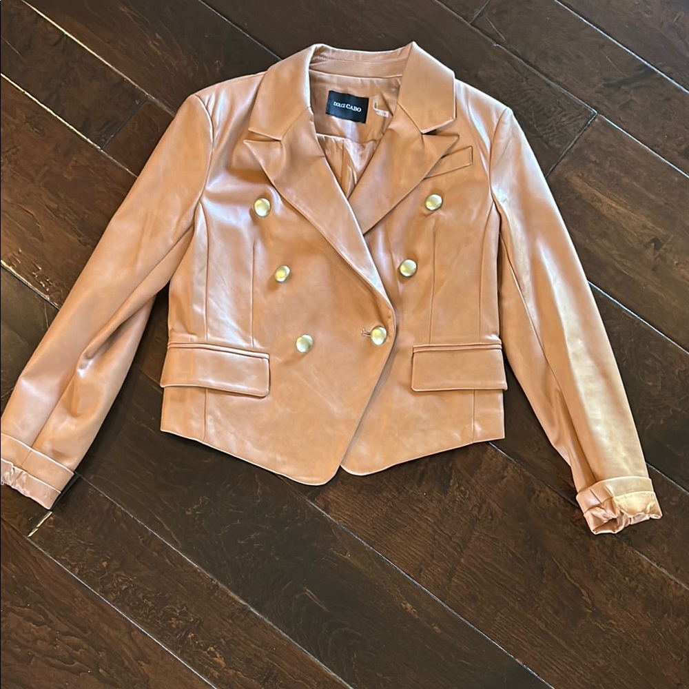 Dolce Cabo Tan Blazer faux leather Tailored Fit